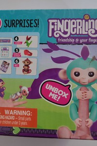 Игрушка-обезьянка ручная Fingerling в яйце - фото